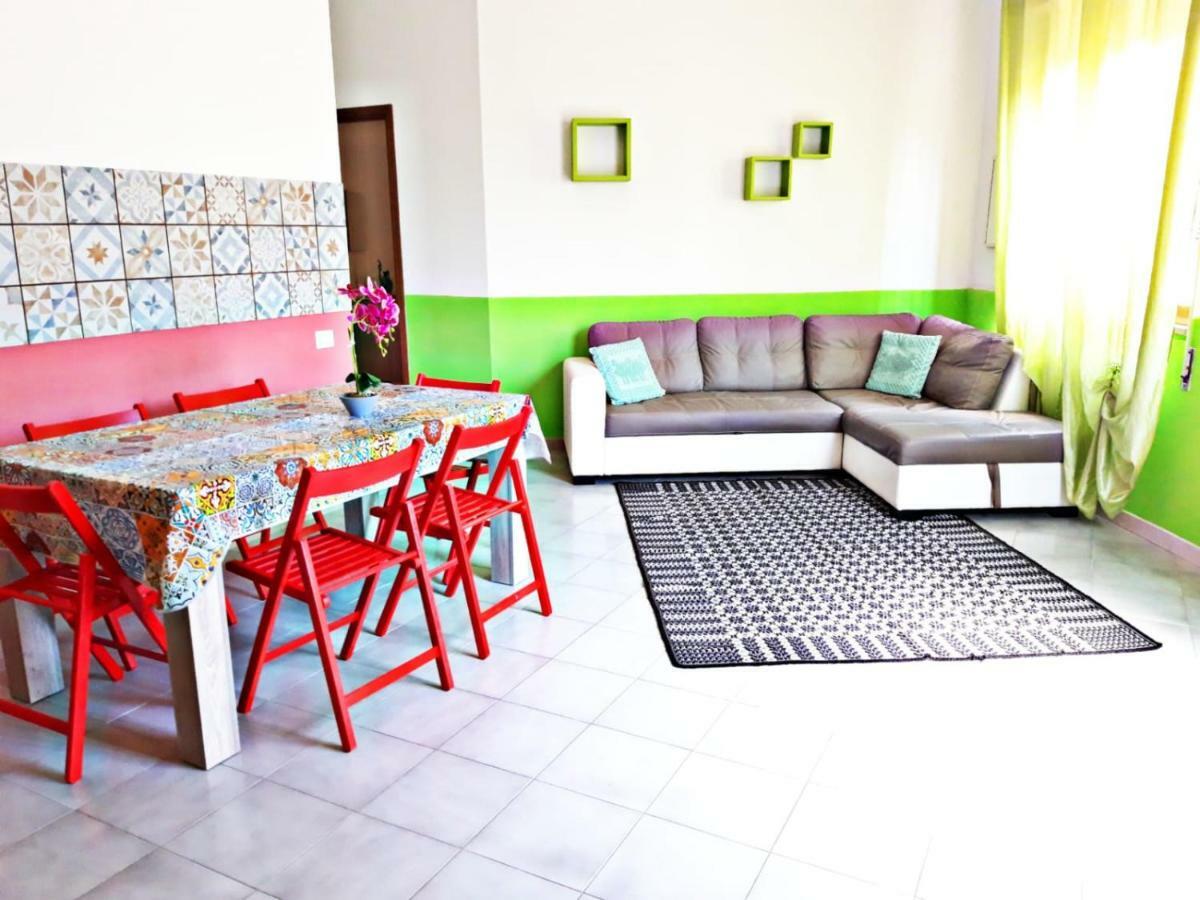 Red House Villa Cabras Luaran gambar