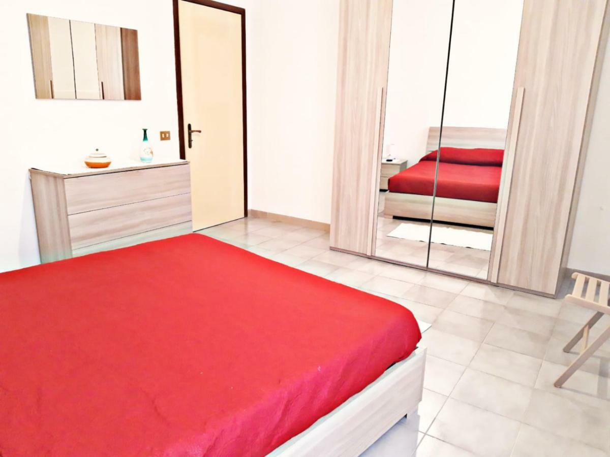 Red House Villa Cabras Luaran gambar